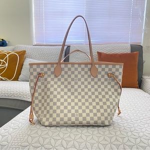 NF tote bag